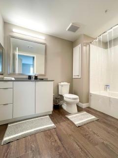 Glamorous Getaway in Hollywood - 2