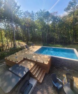 L'Atmosphère Chalet neuf avec piscine spa près de Tremblant - Brownsburg - 9