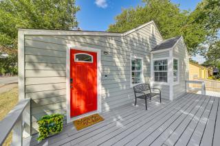 Walk to Expo Square Pavilion Updated Tulsa Home! - 8