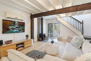 Pet-Friendly, Waterfront - 1 Night stays! - 9