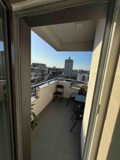 RentNow Modern Business Apartment with 3 Bedrooms in Centre Chișinău - Chişinău - 4