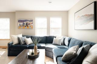 Alluring Rocky MTN Getaway - Free Parking - Fraser - 1