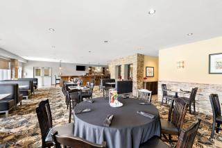 Best Western Plus NorWester Hotel & Conference Centre - 9
