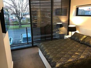 Ballarat - On the Lake with gift voucher - Wendouree - 4