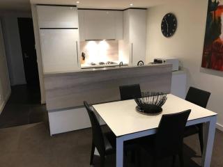 Ballarat - On the Lake with gift voucher - Wendouree - 1