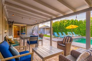 Ultimate, Scottsdale Getaway! Pool, BBQ, Sleeps 14 - Scottsdale - 2