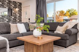 Ultimate, Scottsdale Getaway! Pool, BBQ, Sleeps 14 - Scottsdale - 1