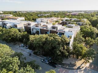 Beautiful 3 BDR, 3 BA Modern Condo MINUTES From Beach - Tulum Pueblo - 0
