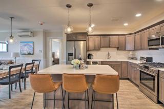 True Upscale Ski In & Out Condo with Pool & Hot Tub - Conway - 4
