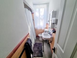 1 Bedroom 1 Bath Apartment In Melrose Park - 5