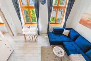 BNB Historical hideaway apartment - Bratislava - 2