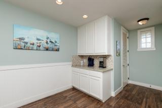 Walk to the Beach TC 1314 - 1