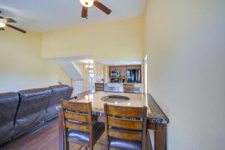 Townhome Near Lake LBJ with Deck and Patio! - Horseshoe Bay - 4