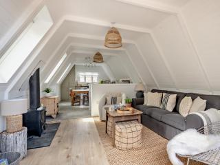 2 Bed in Weybourne NCC38 - 8