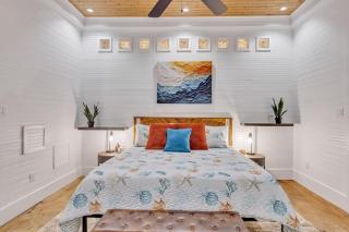 Bare Feet Beach House Close to beach dog friendly - Gulfport - 9