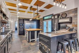 Bare Feet Beach House Close to beach dog friendly - Gulfport - 3