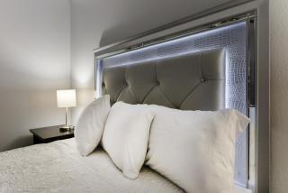 Glam R Us - Pool - Fabulous Location Must Stay - 6