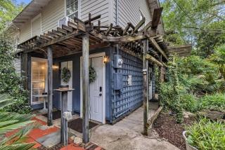 Bare Feet Bunkhouse-Close to beach & dog friendly - 8