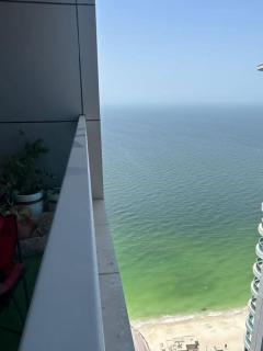 Super flat in Corniche tower - Ajman - 3