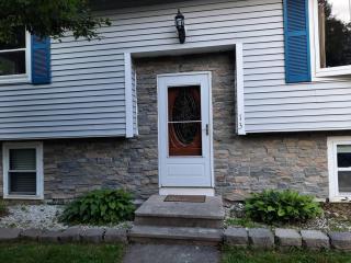 Charming 3 Bedroom, 1 Bath home - 0