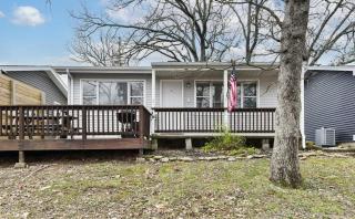 Wake Zone Lighthouse Lodge - Lake Views - Kimberling City - 8