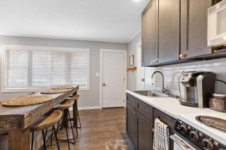 Wake Zone Lighthouse Lodge - Lake Views - Kimberling City - 6