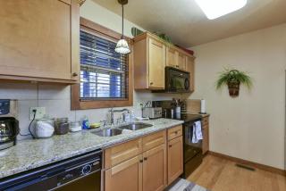Sooner Settle Lodge 4 King Rooms Stonebridge - Reeds Spring - 5