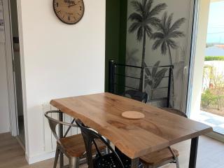 Maison rénovée près de la plage avec jardin clos et parking - FR-1-426-562 - Barbâtre - 5