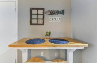 Comfort Cottage - No Stairs - 1