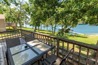 Artilla Cove Cabin 2 - Lake views - Outdoor pool - Branson - 8