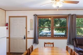 Artilla Cove Cabin 2 - Lake views - Outdoor pool - Branson - 1