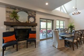 Journey's Remedy -Lake View Sleeps 30 - 6