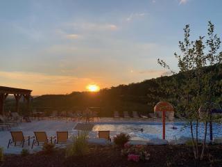 Journey's Remedy -Lake View Sleeps 30 - Branson - 5
