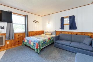 Artilla Cove Cabin 3 - Lake views -Outdoor Pool - Branson - 1