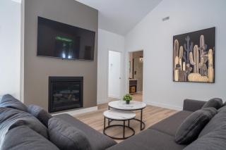 L'Atmosphère Chalet neuf avec piscine spa près de Tremblant - Brownsburg - 0