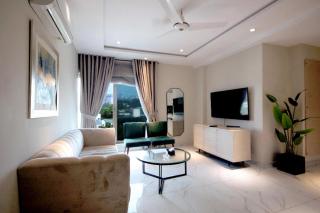 BNR - The Opus Residences 1-Bed Apartment Gulberg, Lahore - 9