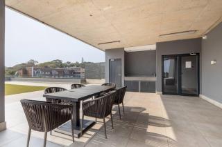 Executive 3 bed in central location w infinity pool - Durban - 3