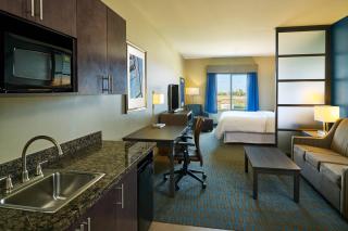 Four Points by Sheraton Williston - Williston - 8