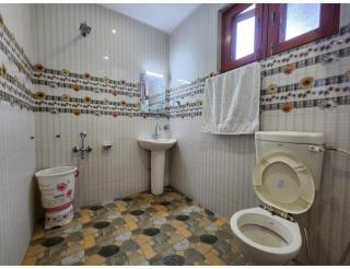 Hotel Junaid, Srinagar - Durgjan - 2
