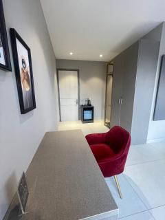 Lime Tree Hotel Y Stays near Greater Noida Expo Mart - Greater Noida - 5