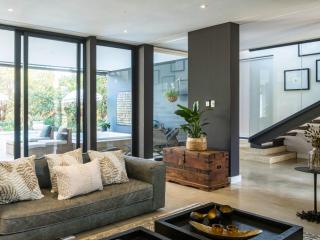 Luxury Caisa Villa Eden Rock Estate - 1