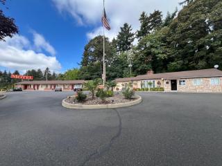 Riverside Motel - 5