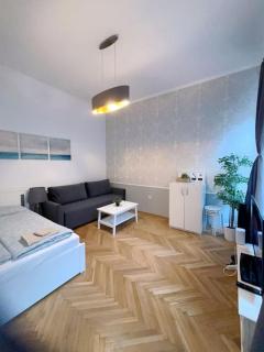 Quiet cabin in city center - Budapest - 5