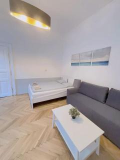 Quiet cabin in city center - Budapest - 3