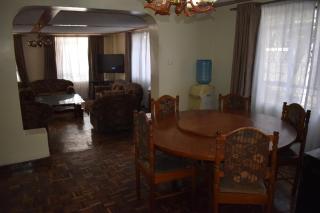 Pega Tours Home Stay - Lake View Estate - 5
