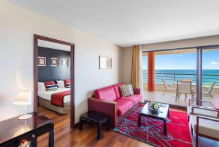 Ramada Hotel & Suites by Wyndham Noumea - 3