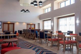 Hampton Inn & Suites Riverton - Riverton - 9