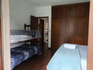 Quarto compartilhado 4 pessoas - Blumenau - 1