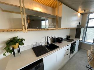 32 on Park Unit 17 - 1