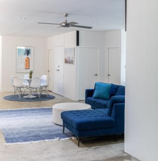 Villa Nava Chic Pool Oasis, Steps from the Beach - Port Douglas - 5